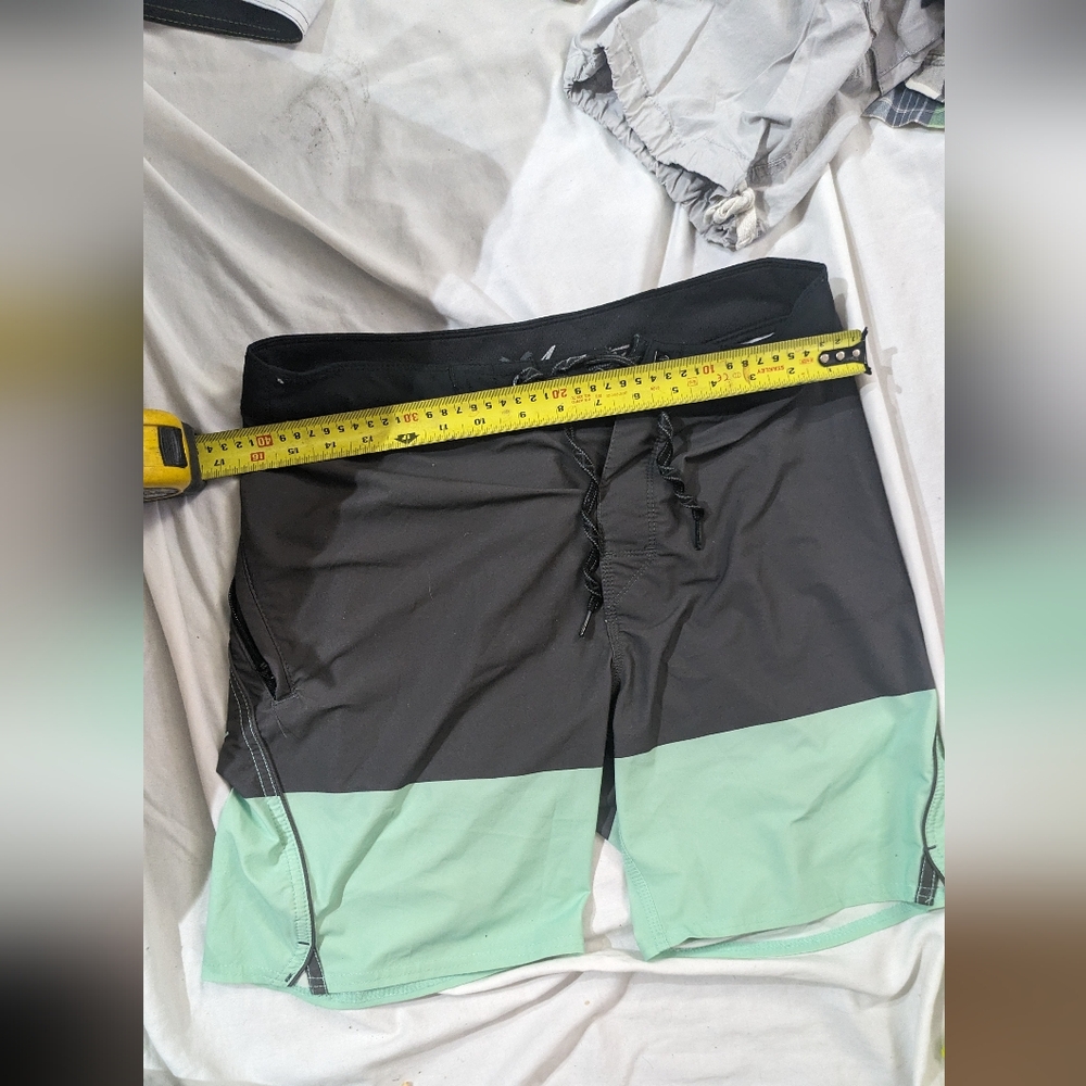 Swimming shorts